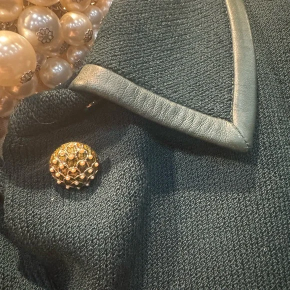 St. John Collection Green Blazer with Logo Buttons Leather Trim - Picture 7 of 8